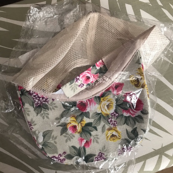 Women’s Floral Baseball Hat - Picture 3 of 3